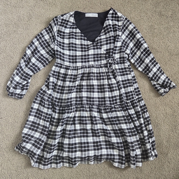 SOLD   Zara Plaid Black and White Dress Size 10 - Picture 1 of 5